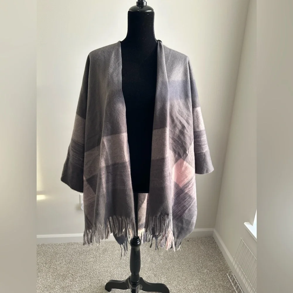 Women’s‎ Pink & Gray Plaid Cozy Shawl